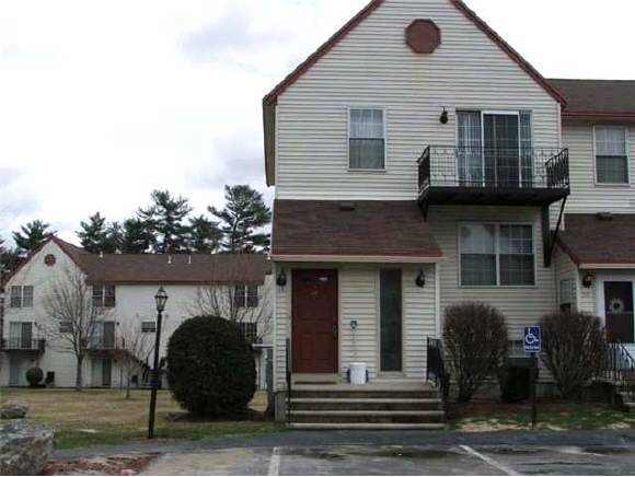 18 East Ridge Road, Unit 18 Merrimack, NH 03054 - Photo 1 of 7