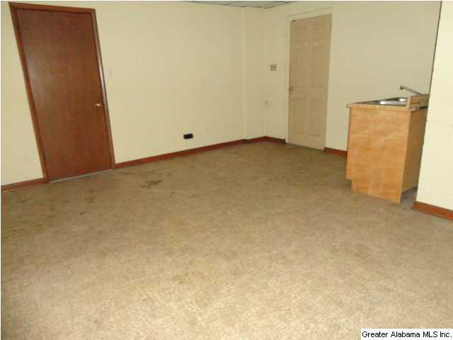 825 Ridge Ln Drive Bessemer, AL 35020 - Photo 14 of 15