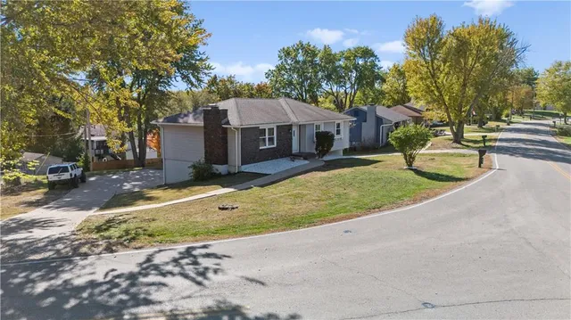 $346,500 | 6935 Northwest Blair Road, Kansas City, MO 64152