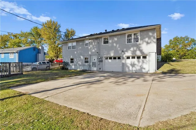 $346,500 | 6935 Northwest Blair Road, Kansas City, MO 64152