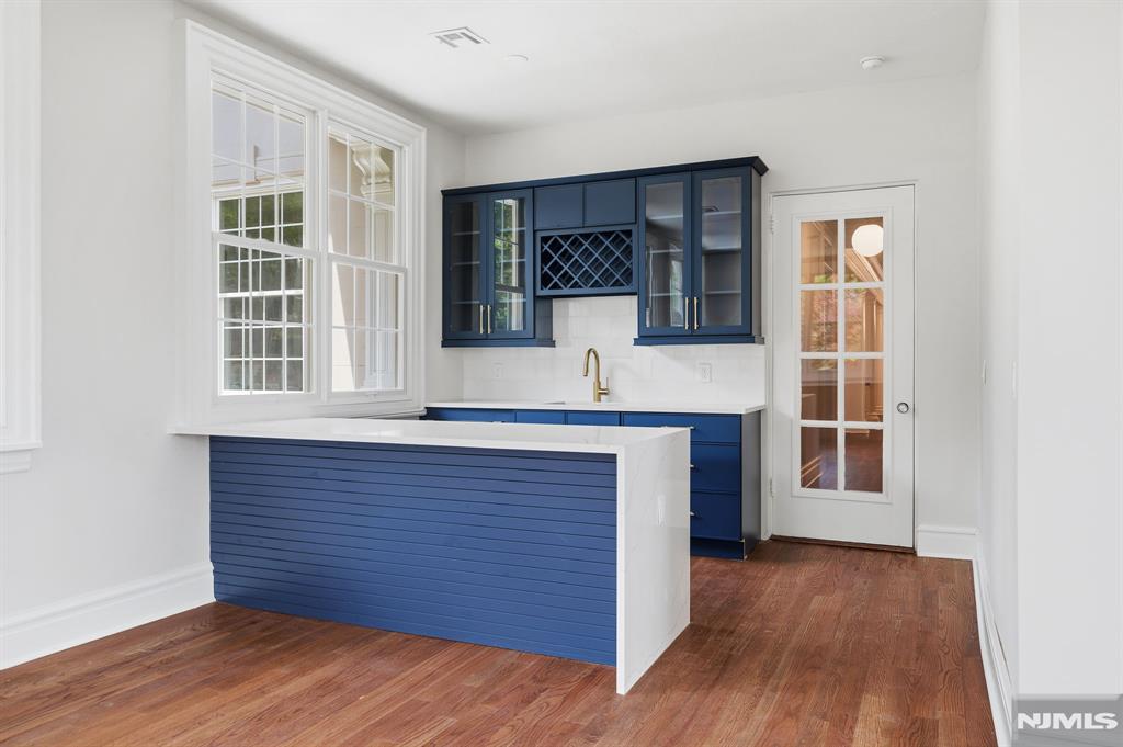 207 Union Street Montclair, NJ 07042 - Photo 34 of 48