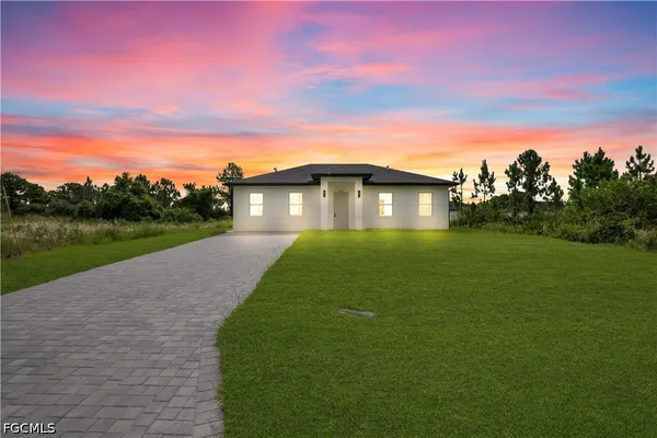 $298,000 | 707 Randall Avenue, Lehigh Acres, FL 33974