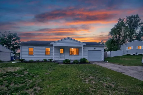 $209,900 | 5605 Holly Drive, Jackson, MI 49201