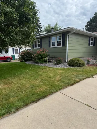 $247,900 | 1302 10th Avenue Northeast, Brainerd, MN 56401