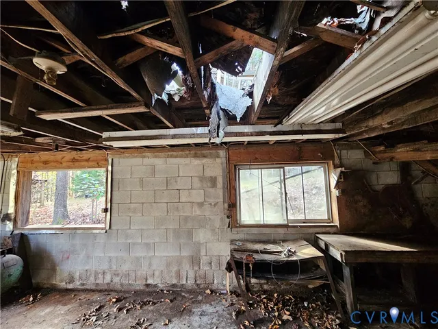 a view of a house with swimming pool