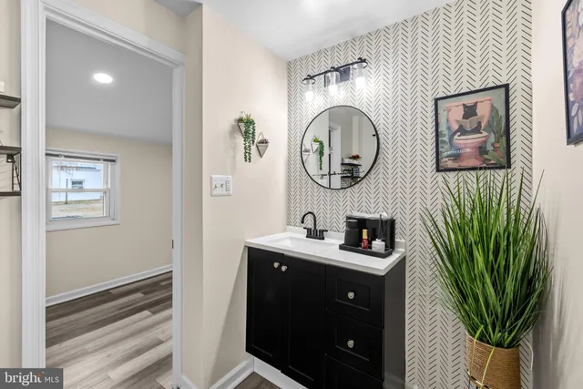 $575,000 | 3724 35th Street, Mount Rainier, MD 20712