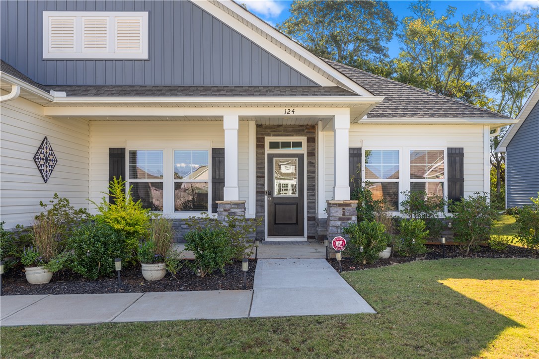 124 Spyglass Lane Pendleton, SC 29670 - Photo 2 of 43