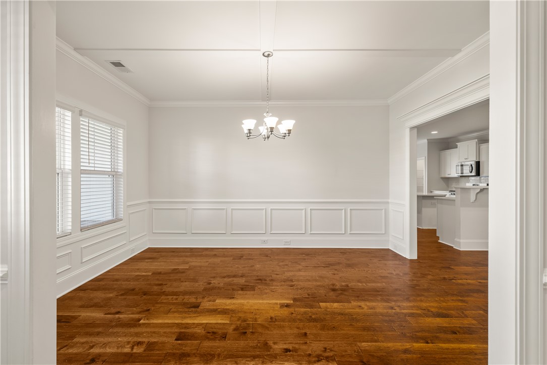124 Spyglass Lane Pendleton, SC 29670 - Photo 6 of 43 Dining Room