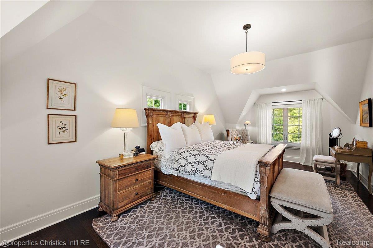 528 Covington Road Bloomfield Hills, MI 48301 - Photo 36 of 75 Bedroom