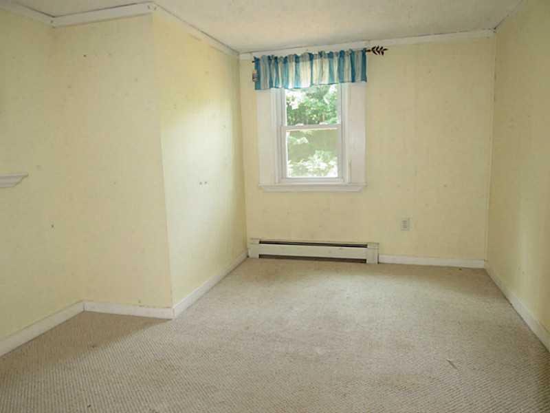 27 Boulder Road Raymond, ME 04071 - Photo 14 of 29 Bedroom. Second First Floor Bedroom....