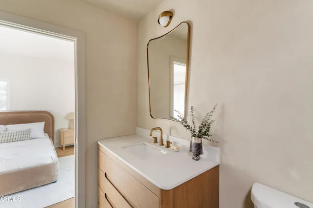 $649,000 | 2612 Marathon Street, Unit 1/2, Los Angeles, CA 90026