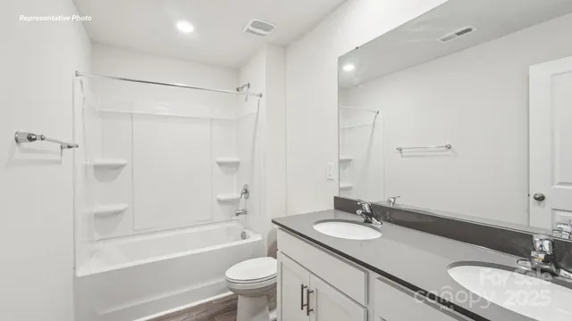 $425,000 | 3727 Coleman Drive, Charlotte, NC 28215