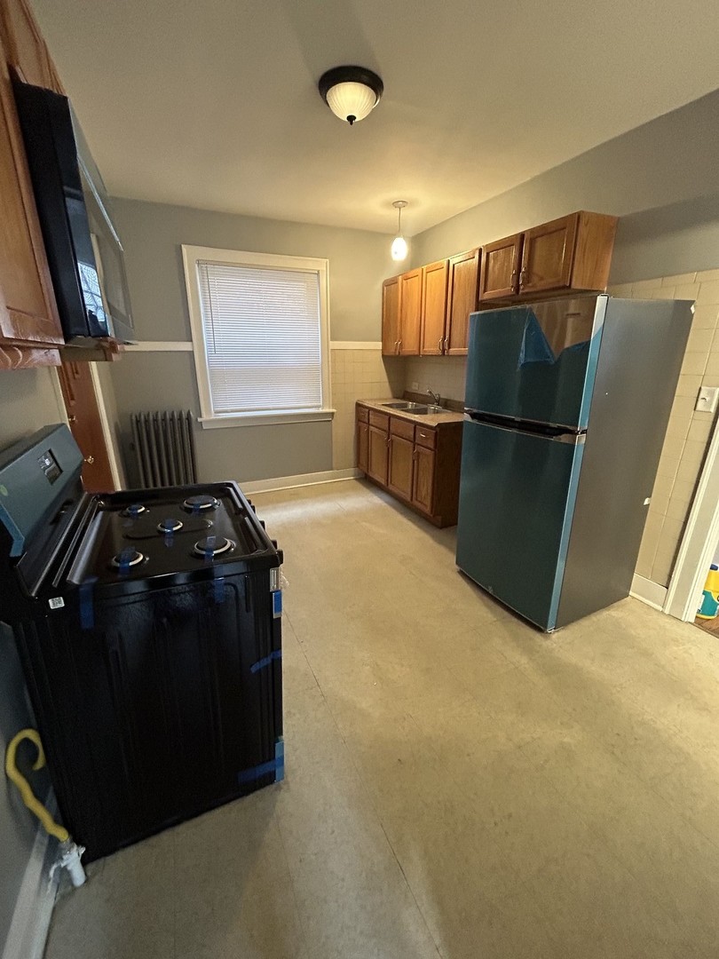 7111 South Emerald Avenue, Unit 2 Chicago, IL 60621 - Photo 6 of 8