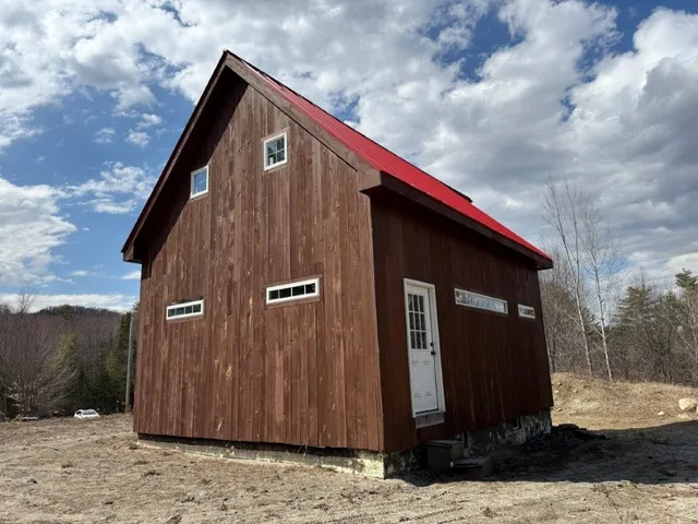 $285,000 | 390 Highway 118, Canaan, NH 03741