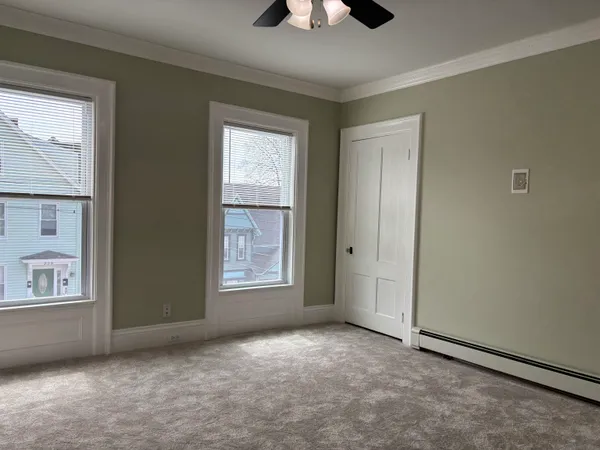 $2,300 | 92 Ashland Street, Unit 2, Manchester, NH 03104