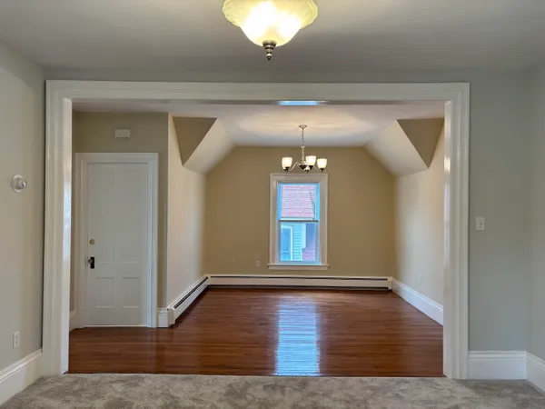 $2,300 | 92 Ashland Street, Unit 2, Manchester, NH 03104