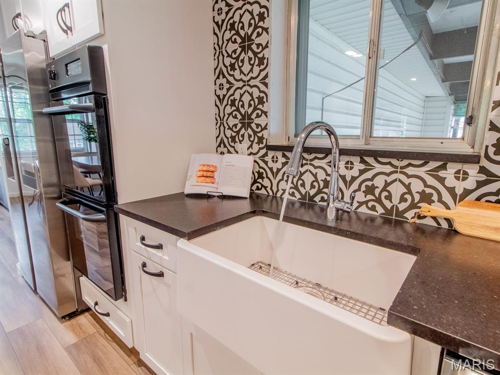 8700 South Laclede Station Road St. Louis, MO 63123 - Photo 10 of 60
