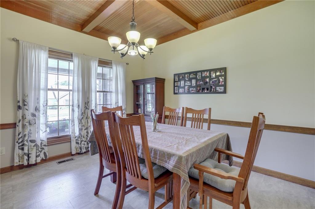 8226 Forward Pass Road Indianapolis, IN 46217 - Photo 12 of 53 Gallery Image 12