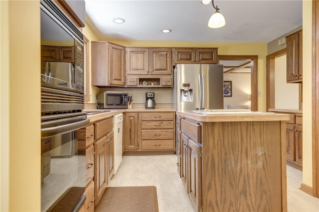 8226 Forward Pass Road Indianapolis, IN 46217 - Photo 18 of 53 Gallery Image 18