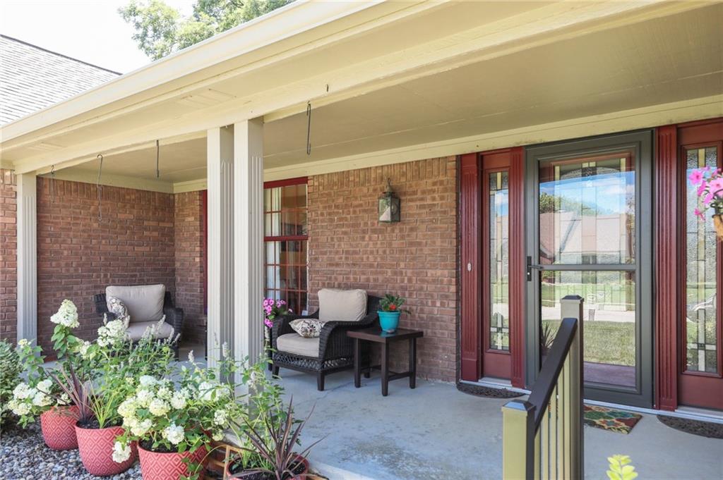 8226 Forward Pass Road Indianapolis, IN 46217 - Photo 5 of 53 Gallery Image 5