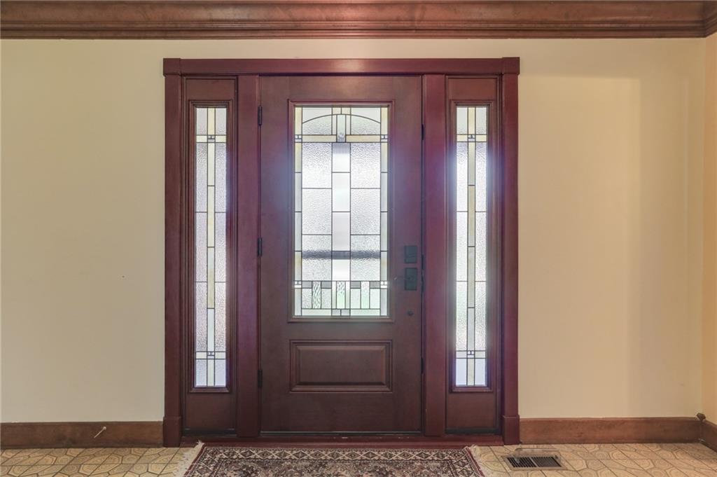 8226 Forward Pass Road Indianapolis, IN 46217 - Photo 6 of 53 Gallery Image 6