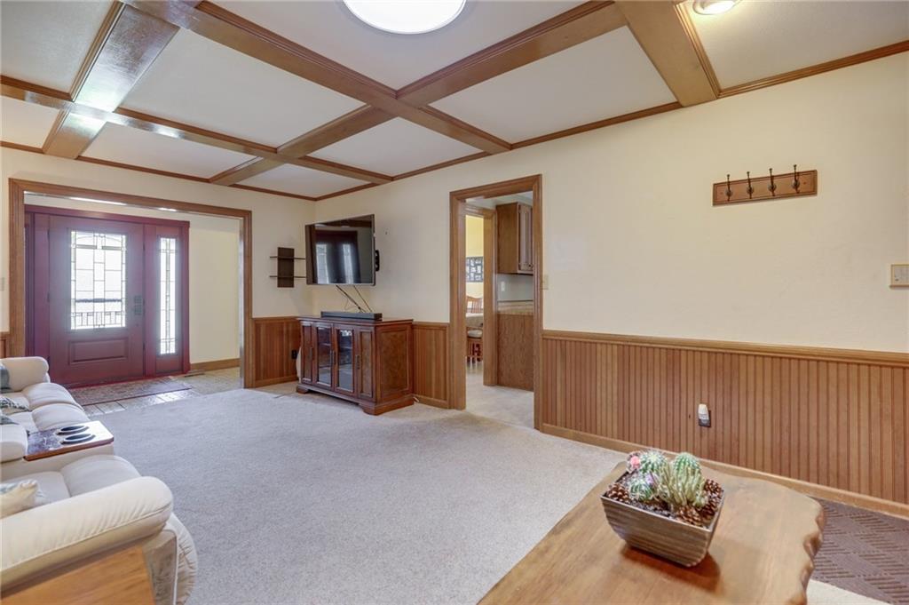 8226 Forward Pass Road Indianapolis, IN 46217 - Photo 8 of 53 Gallery Image 8