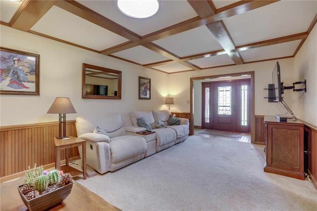 8226 Forward Pass Road Indianapolis, IN 46217 - Photo 9 of 53 Gallery Image 9