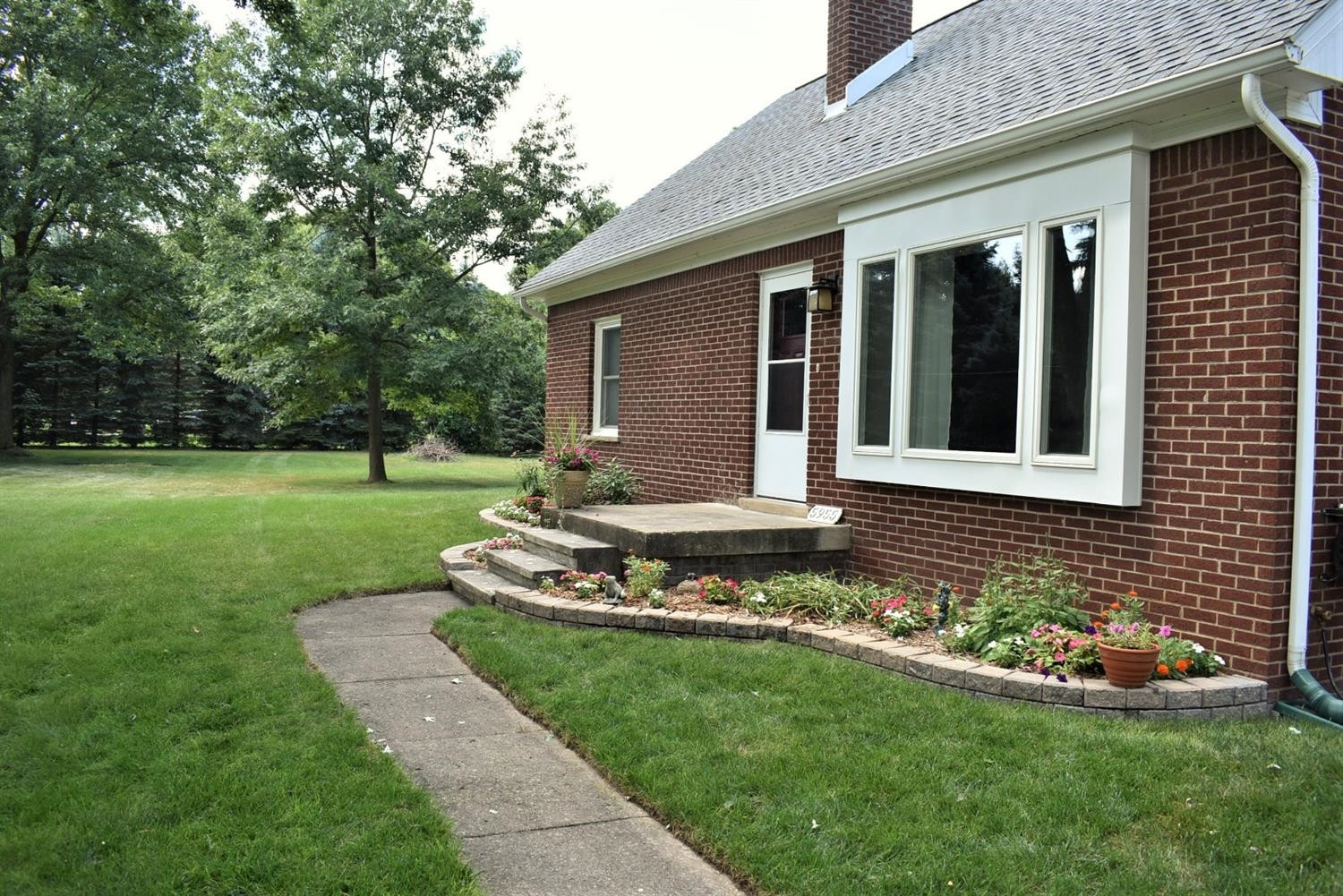 5955 Bemis Road Ypsilanti, MI 48197 - Photo 2 of 33 Photo 2