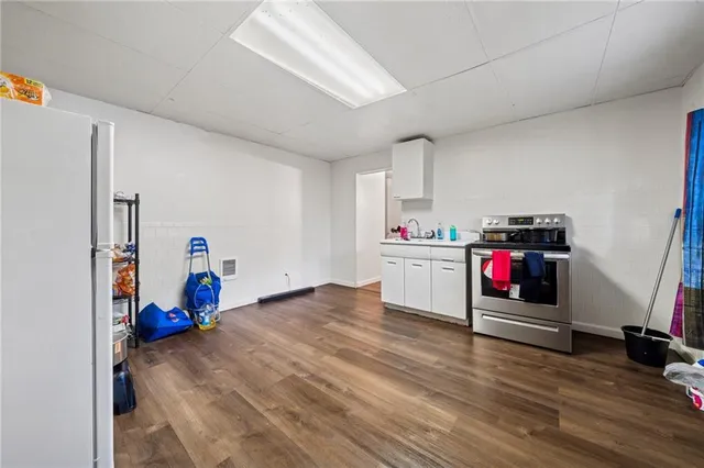 $129,500 | 425 Agatha Street, Pitcairn, PA 15140