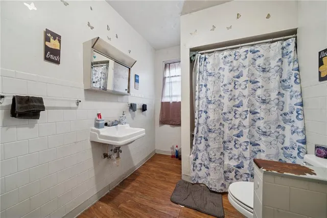 $129,500 | 425 Agatha Street, Pitcairn, PA 15140