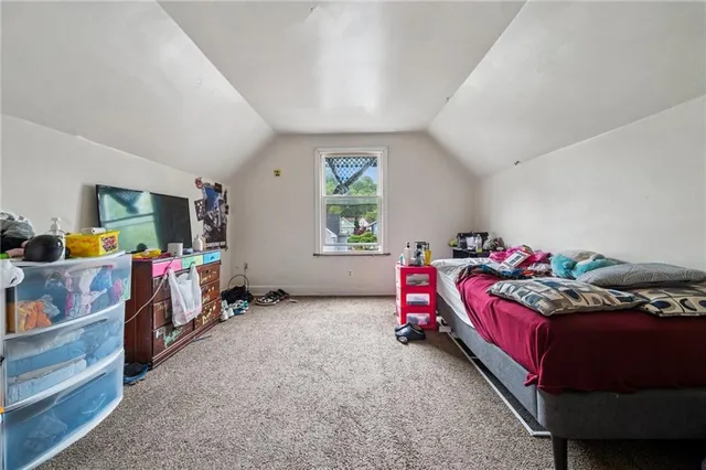 $129,500 | 425 Agatha Street, Pitcairn, PA 15140