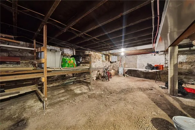 $129,500 | 425 Agatha Street, Pitcairn, PA 15140