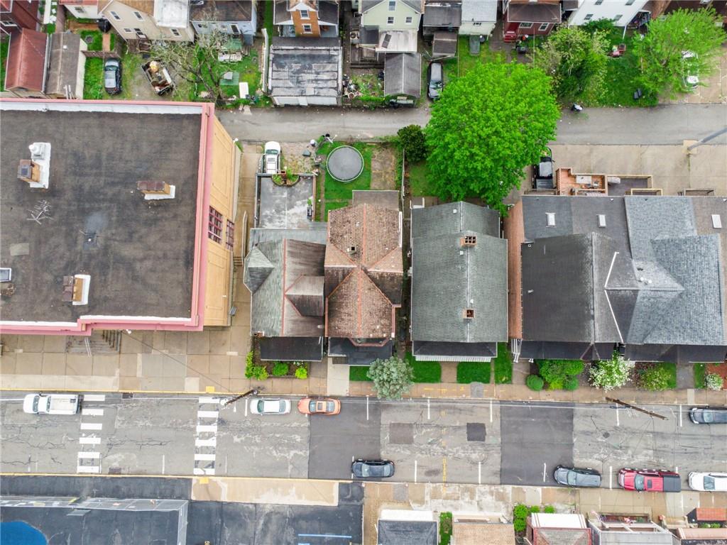 425 Agatha Street Pitcairn, PA 15140 - Photo 33 of 34 an aerial view of multiple houses