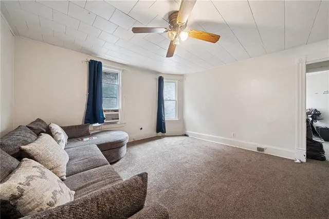 $129,500 | 425 Agatha Street, Pitcairn, PA 15140