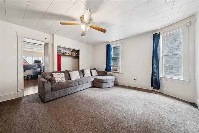 $129,500 | 425 Agatha Street, Pitcairn, PA 15140