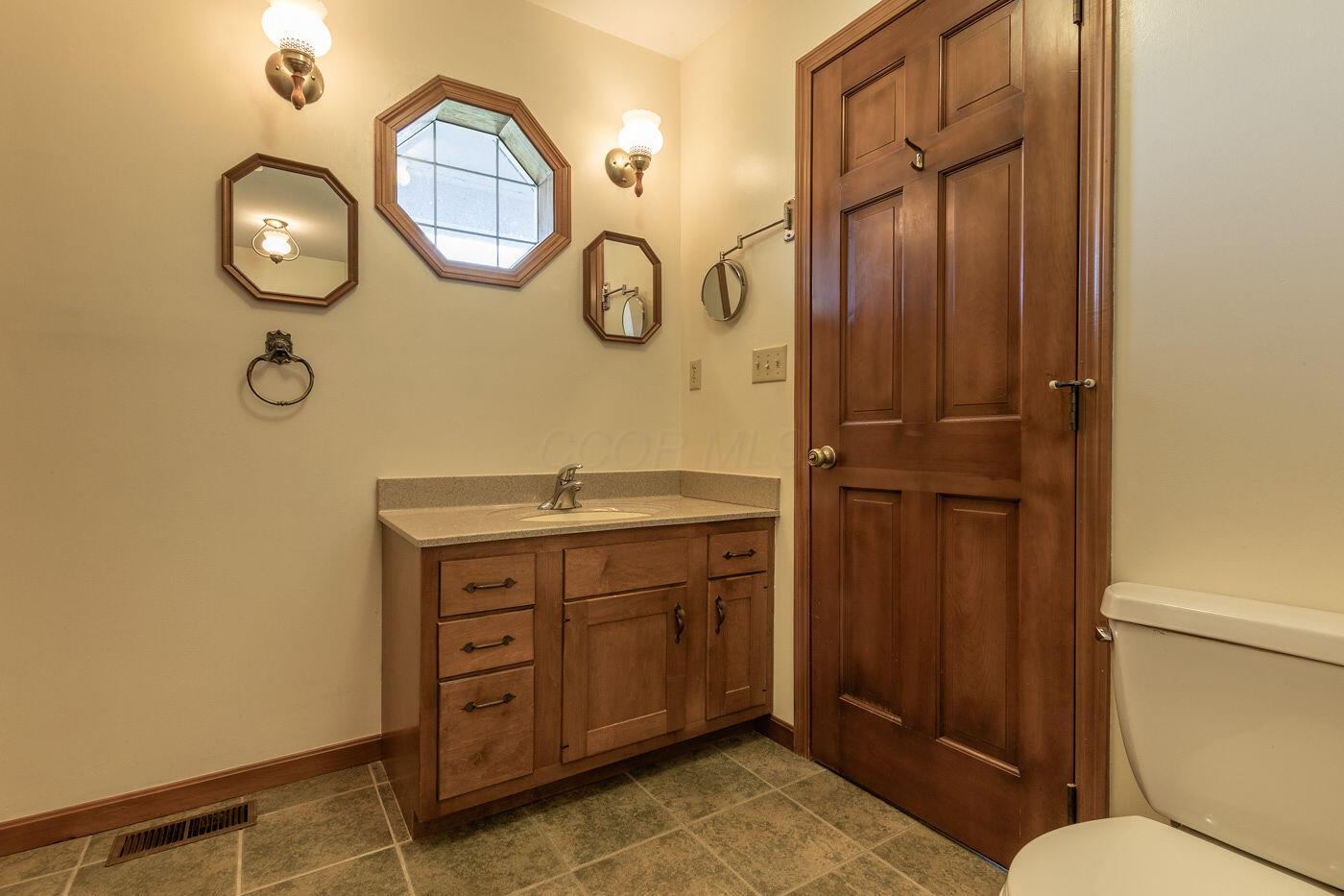 5565 Stringtown Road Northwest Baltimore, OH 43105 - Photo 70 of 106