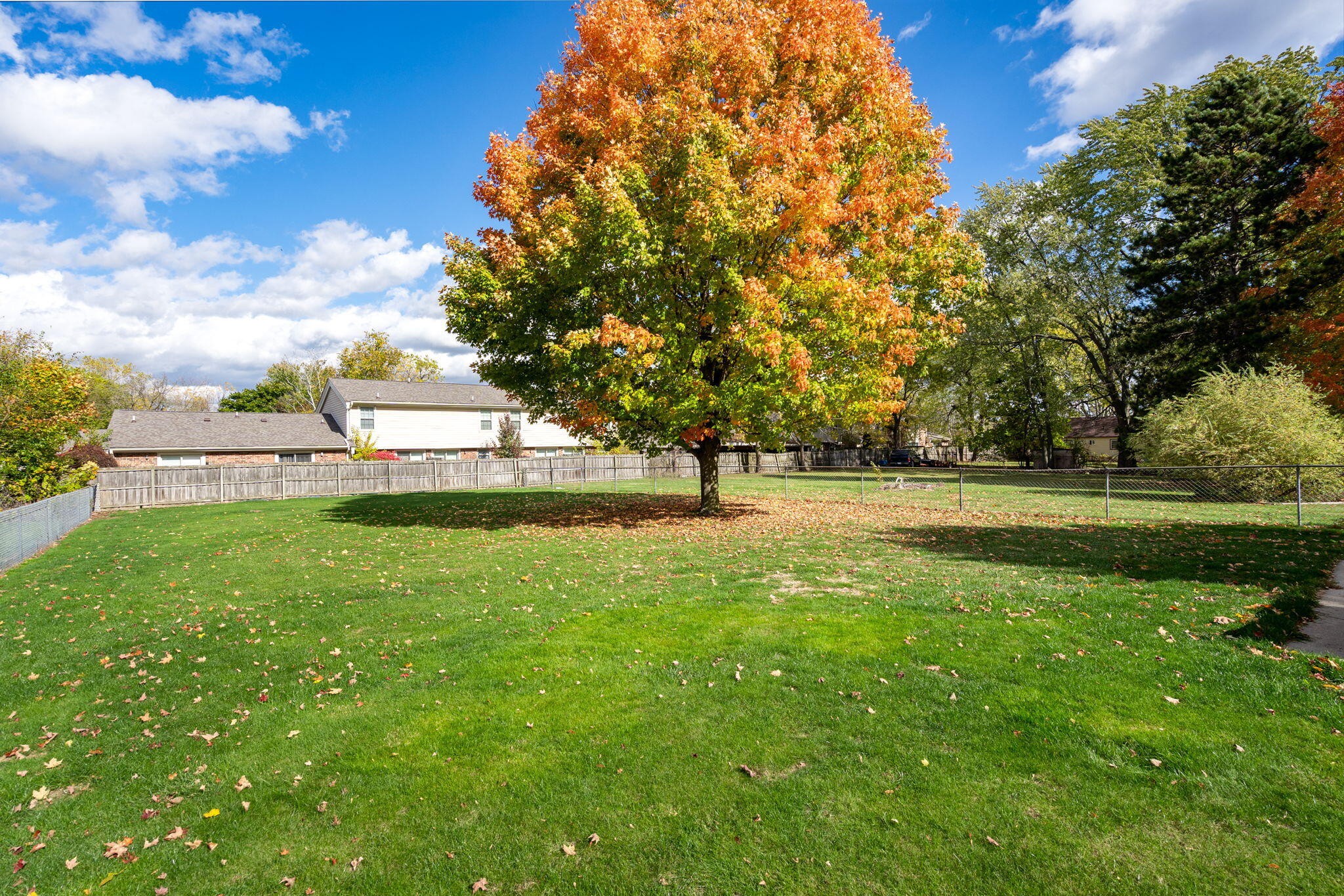 921 East Willoughby Road Lansing, MI 48911 - Photo 28 of 31 8-web-or-mls-921 E. Willoughy-8