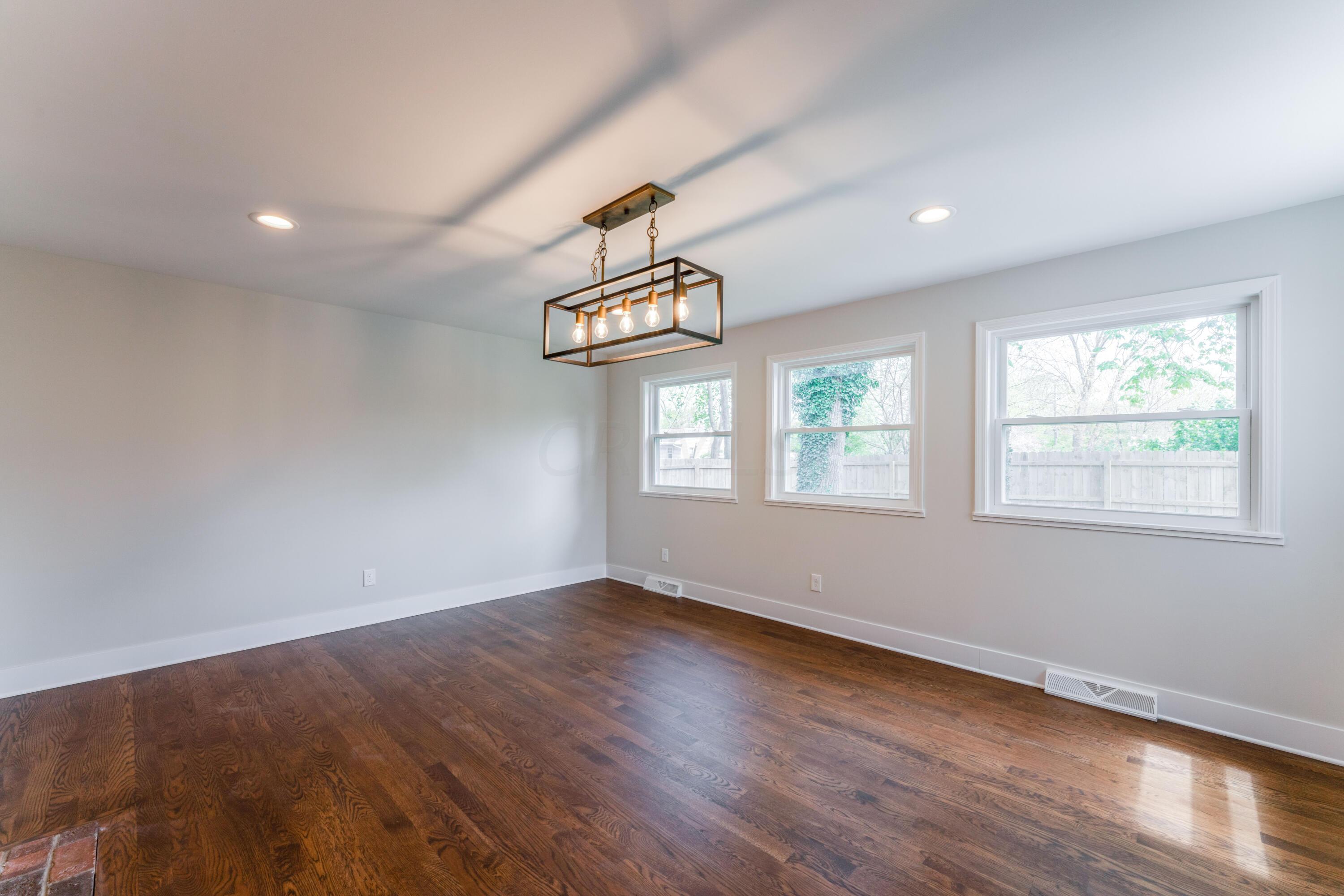4186 Windermere Road Columbus, OH 43220 - Photo 23 of 49 26-dsc08880-dsc08882