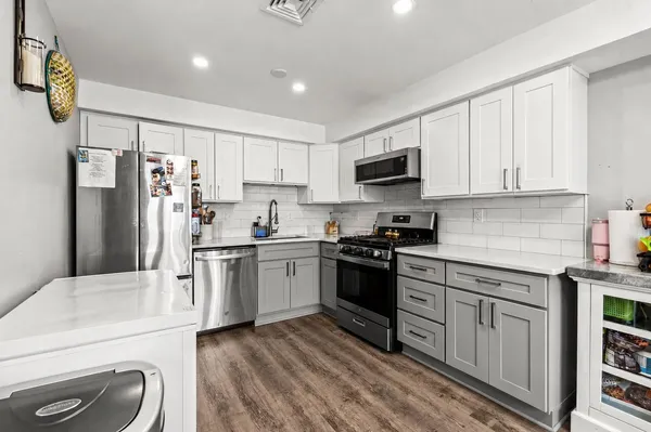 $300,000 | 258 Stonebridge Drive, Nashua, NH 03063
