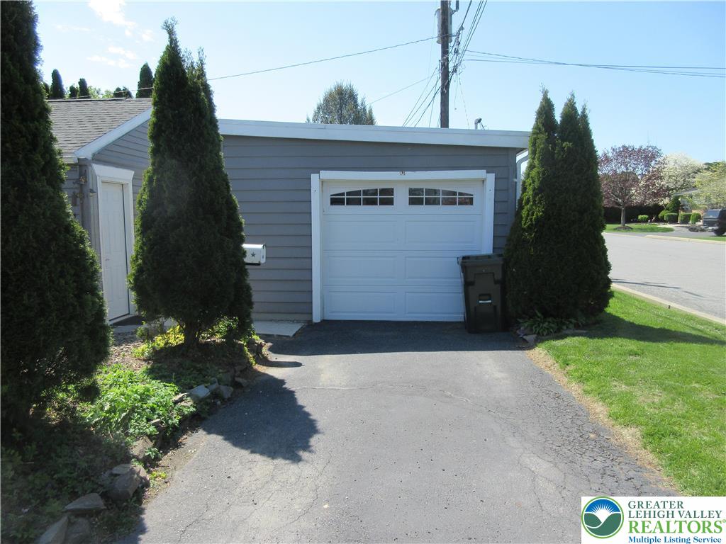 246 Poplar Street Bath, PA 18014 - Photo 4 of 20 a front view of a house