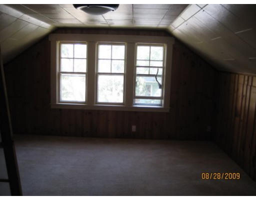 8 Arbutus Road Worcester, MA 01606 - Photo 12 of 16 Gallery Image 12
