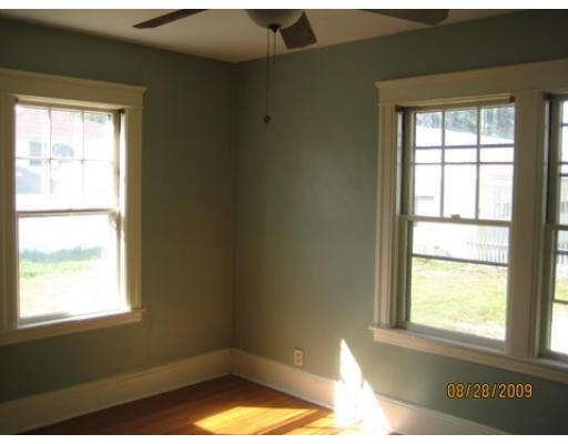8 Arbutus Road Worcester, MA 01606 - Photo 6 of 16 Gallery Image 6