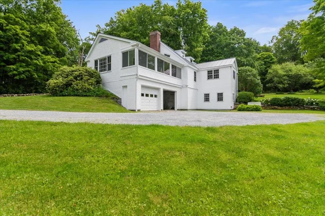 $985,000 | 636 Dexter Road, Shaftsbury, VT 05262