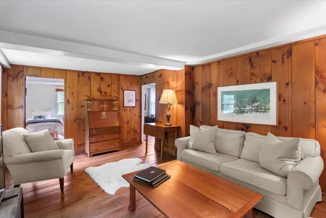 $985,000 | 636 Dexter Road, Shaftsbury, VT 05262