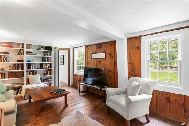 $985,000 | 636 Dexter Road, Shaftsbury, VT 05262