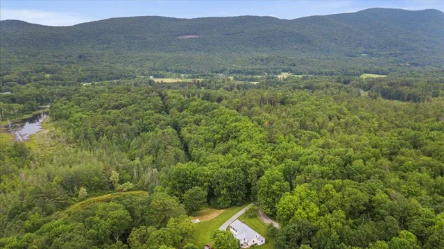 $985,000 | 636 Dexter Road, Shaftsbury, VT 05262