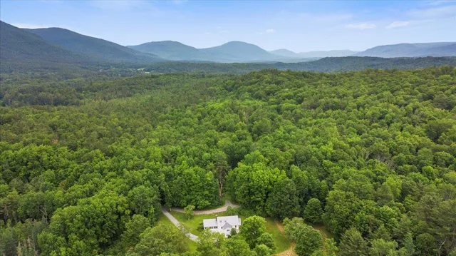 $985,000 | 636 Dexter Road, Shaftsbury, VT 05262