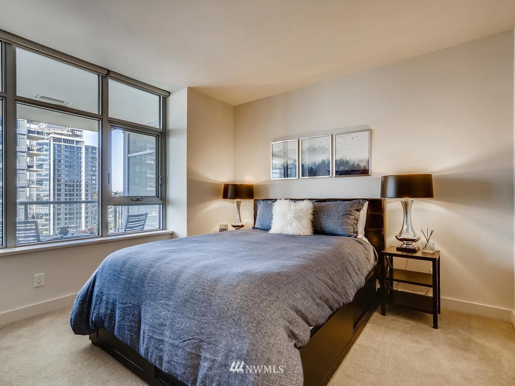 588 Bell Street, Unit 3401 Seattle, WA 98121 - Photo 18 of 32