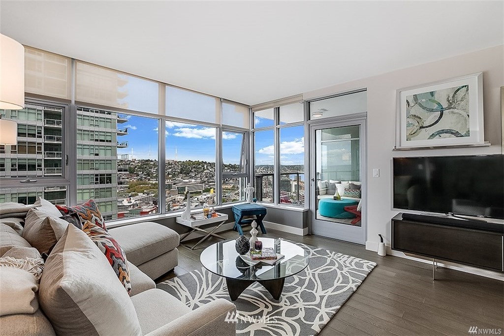 588 Bell Street, Unit 3401 Seattle, WA 98121 - Photo 5 of 32