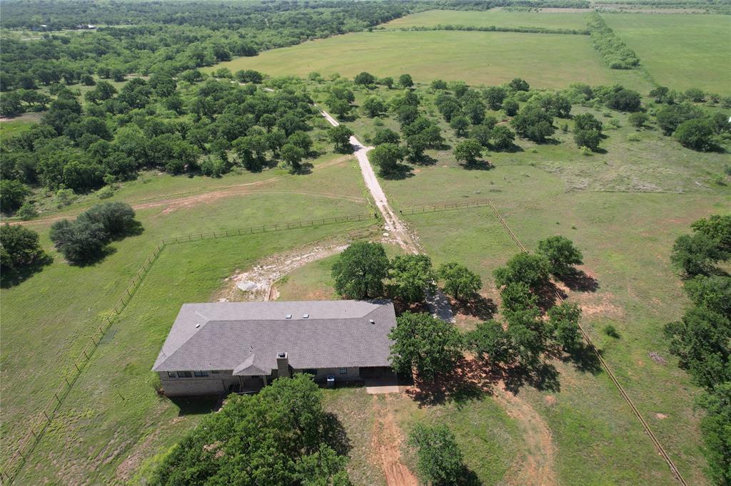 628 Robinson Road Graham, TX 76450 - Photo 10 of 18 Gallery Image 10